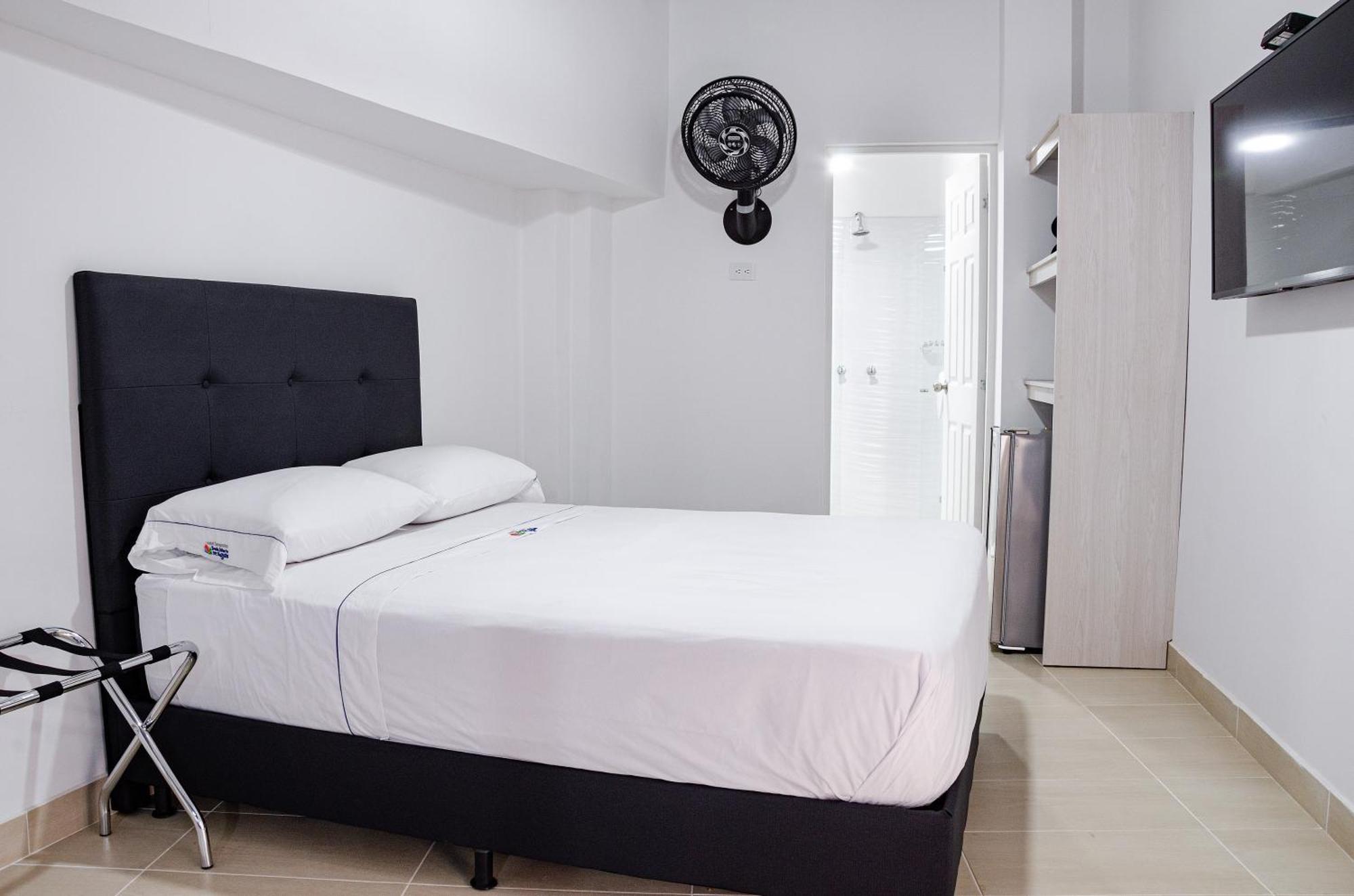 Hotel Santa Maria De Las Aguas Penol Guatape Room photo